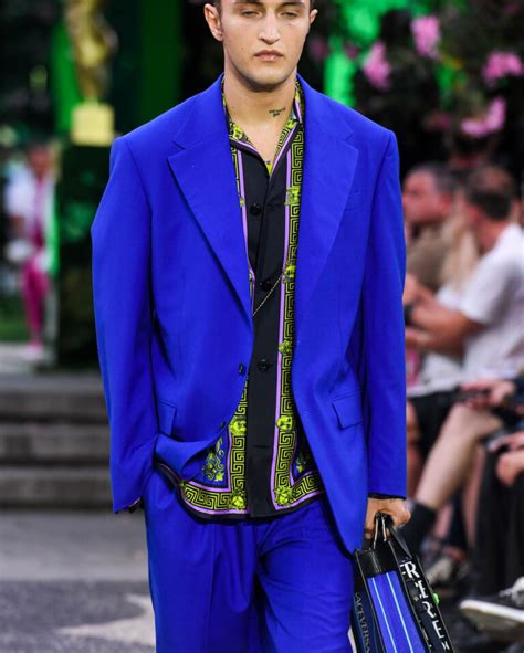 versace men ss23